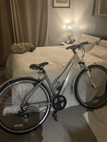 Specialized inches - 26,